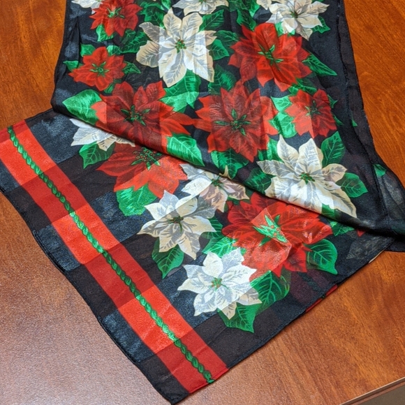 Women's Poinsettia Scarf - Picture 3 of 5